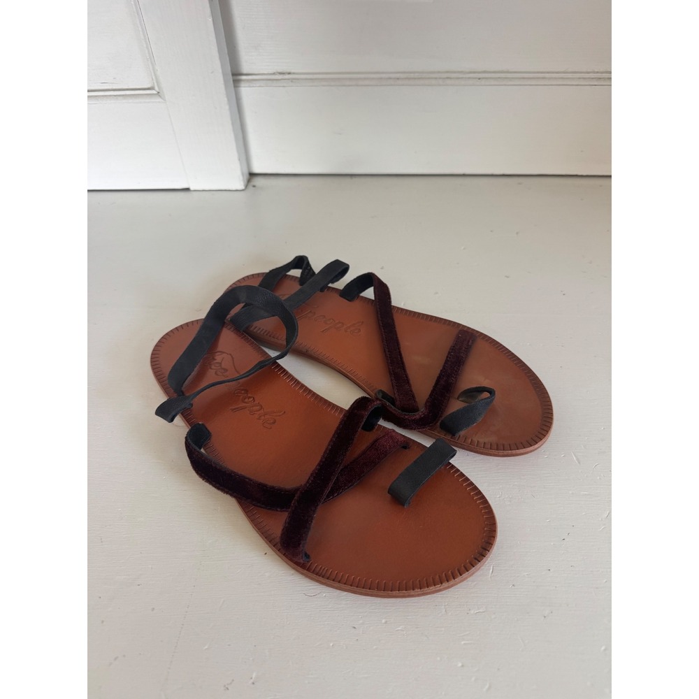 Free People Isle of Capri velvet sandals size 38 (7.5)